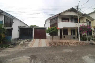 Arriendo En Los Colores